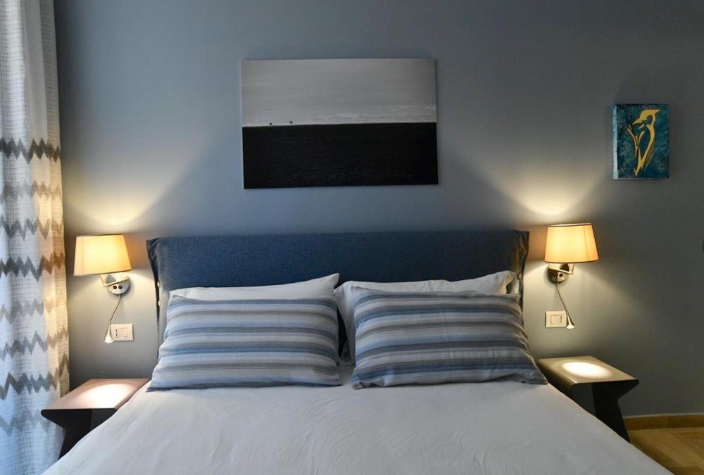 Il Picchio Di Chiaia Hotell Neapel Exteriör bild