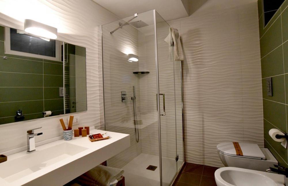 Il Picchio Di Chiaia Hotell Neapel Exteriör bild